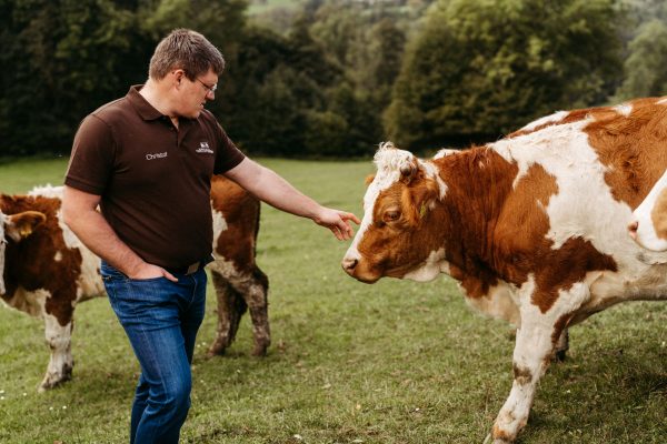 Tierarzt Dr. Christof Hilmer - Ihre Tierartzpraxis im bayerischen Wald